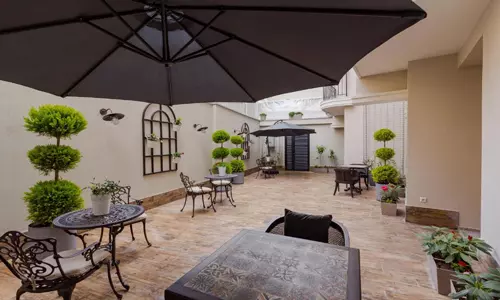 هتل بلوم باتومی